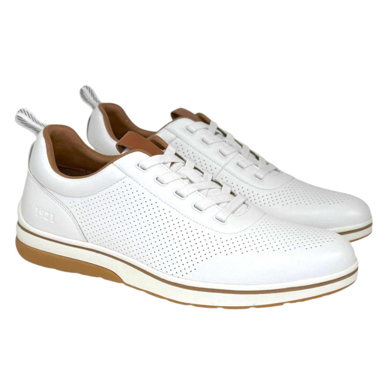 Leland in White